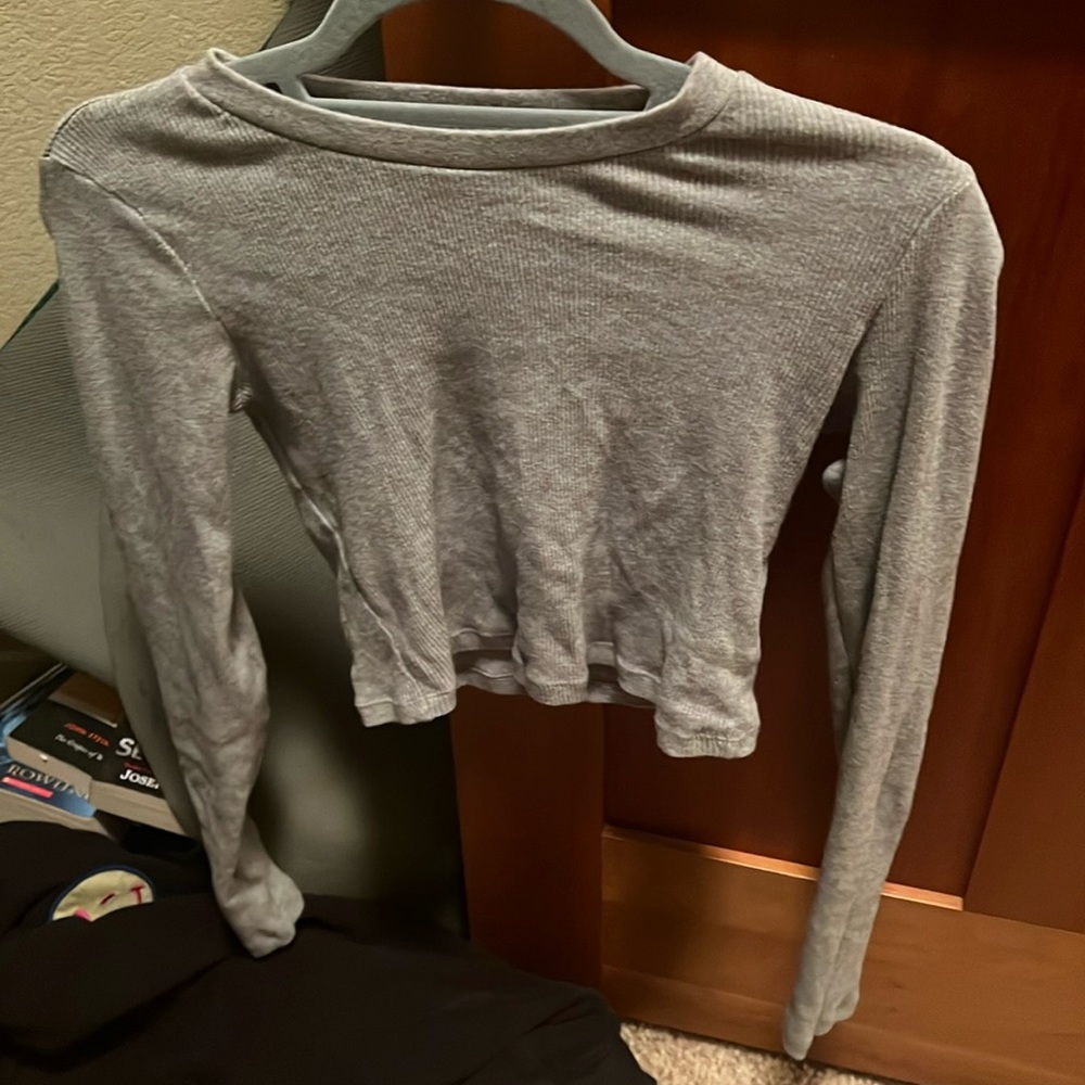 Grey Cropped Long sleeve